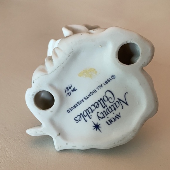 Mary Figure Avon Nativity Collectables 1981 - Picture 14 of 16